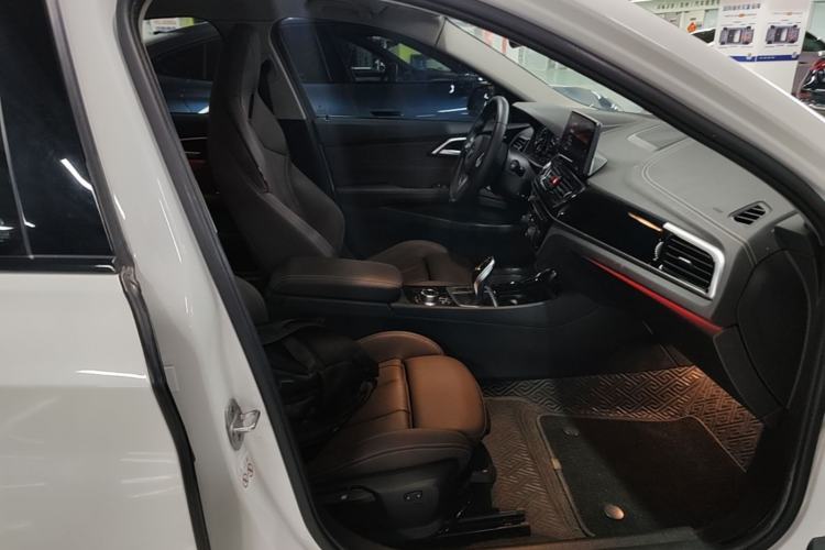 Used BMW 1 Series 2023 125i M Sport Night Edition Right Front Seat