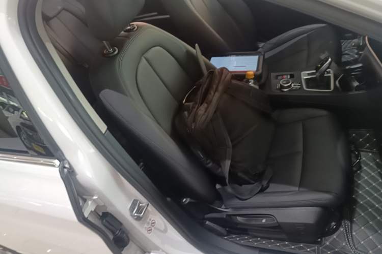 Used BMW 1 Series 2023 120i M Sport Edition Right Front Seat