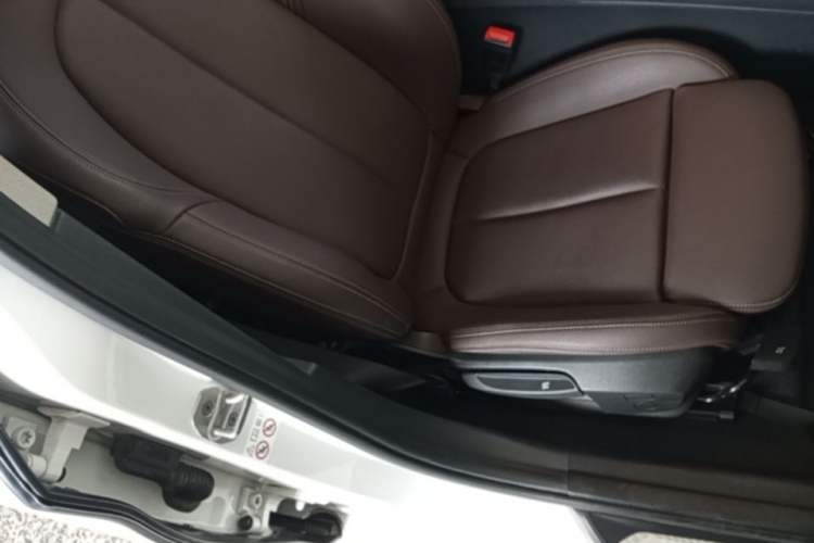 Used BMW 1 Series 2023 120i M Sport Night Edition Right Front Seat