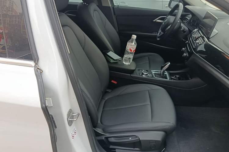 Used BMW 1 Series 2023 120i M Sport Edition Right Front Seat