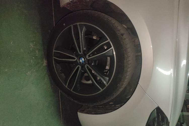 Used BMW 1 Series 2023 120i M Sport Edition Right Front Wheel Hub