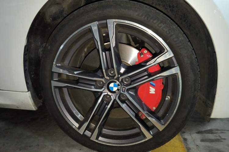 Used BMW 1 Series 2023 125i M Sport Night Edition Right Front Wheel Hub
