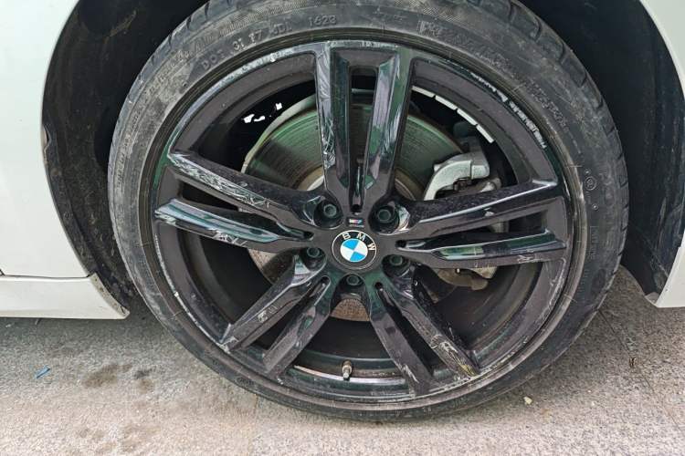 Used BMW 1 Series 2023 125i M Sport Night Edition Right Front Wheel Hub