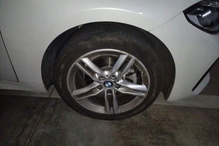Used BMW 1 Series 2023 120i M Sport Night Edition Right Front Wheel Hub