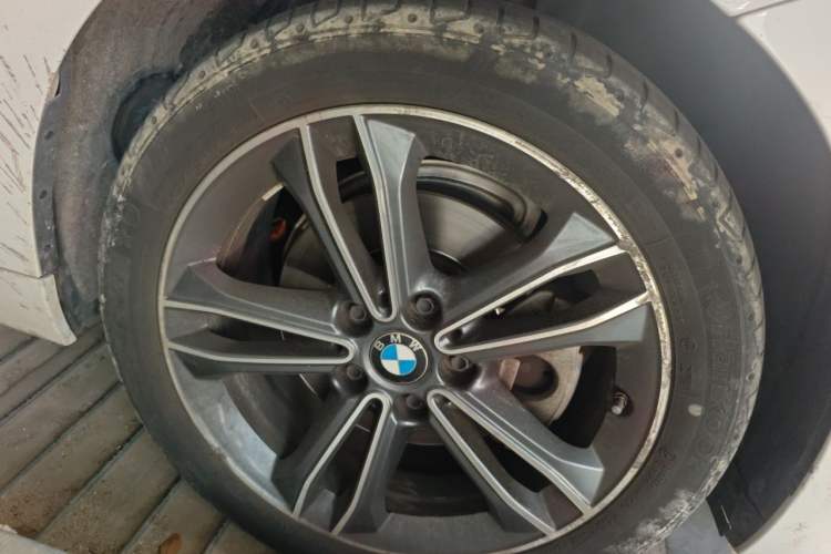 Used BMW 1 Series 2023 120i M Sport Edition Right Front Wheel Hub