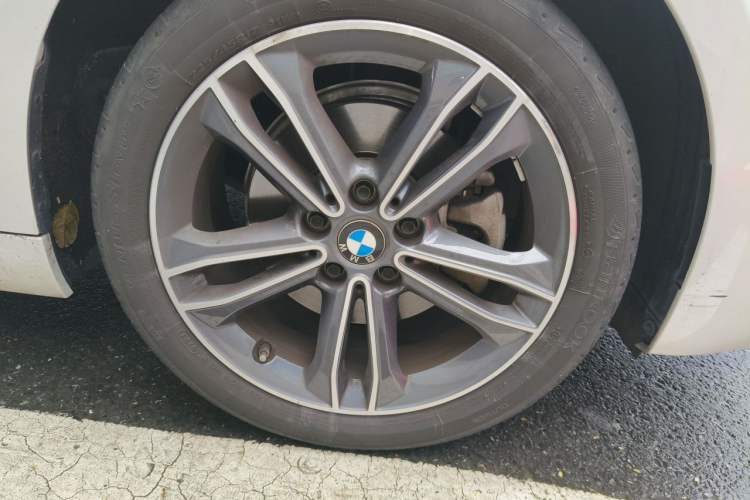 Used BMW 1 Series 2023 120i M Sport Edition Right Front Wheel Hub