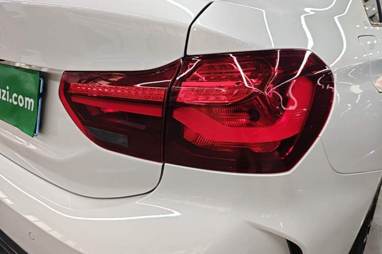 Used BMW 1 Series 2023 125i M Sport Night Edition Right Rear Taillight