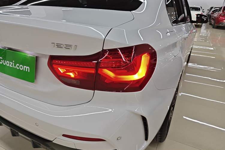 Used BMW 1 Series 2023 125i M Sport Night Edition Right Rear Taillight