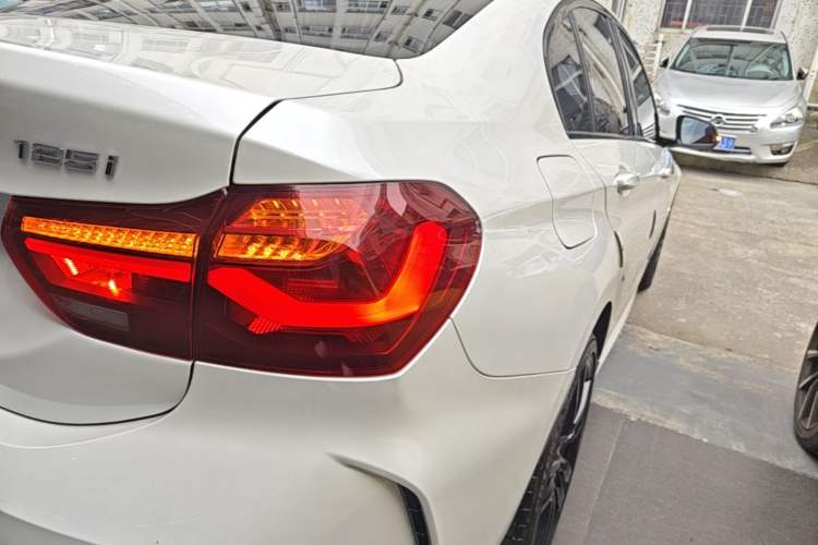 Used BMW 1 Series 2023 125i M Sport Night Edition Right Rear Taillight