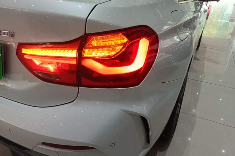 Used BMW 1 Series 2023 120i M Sport Edition Right Rear Taillight
