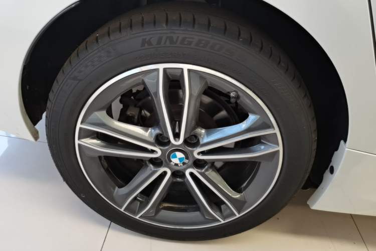 Used BMW 1 Series 2023 120i M Sport Edition Right Rear Wheel Hub