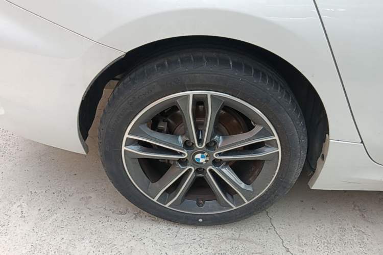 Used BMW 1 Series 2023 120i M Sport Edition Right Rear Wheel Hub