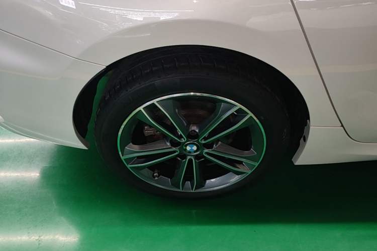 Used BMW 1 Series 2023 120i M Sport Edition Right Rear Wheel Hub