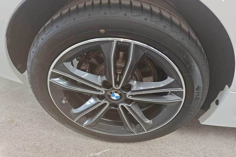 Used BMW 1 Series 2023 120i M Sport Edition Right Rear Wheel Hub