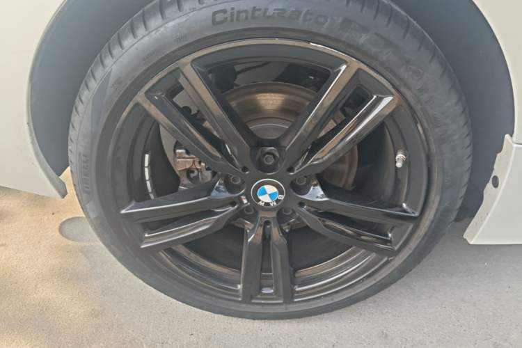 Used BMW 1 Series 2023 125i M Sport Night Edition Right Rear Wheel Hub