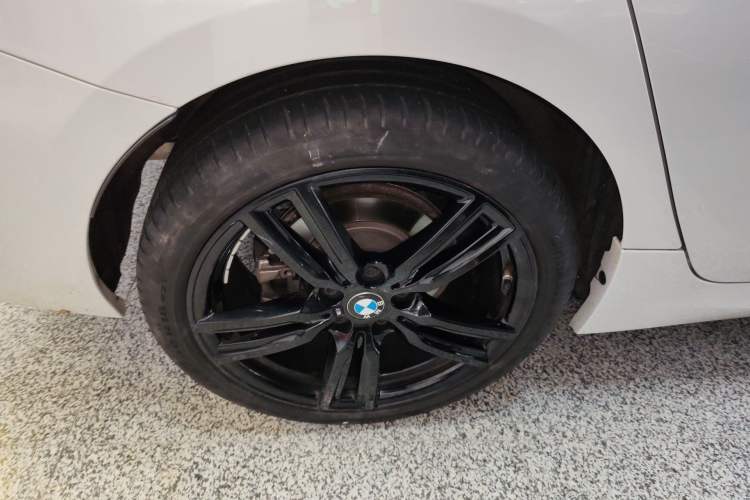 Used BMW 1 Series 2023 125i M Sport Night Edition Right Rear Wheel Hub