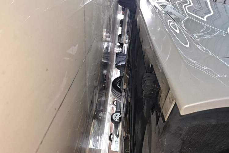 Used BMW 1 Series 2023 125i M Sport Night Edition Right Side Sill