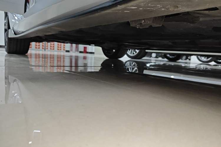 Used BMW 1 Series 2023 125i M Sport Night Edition Right Side Sill