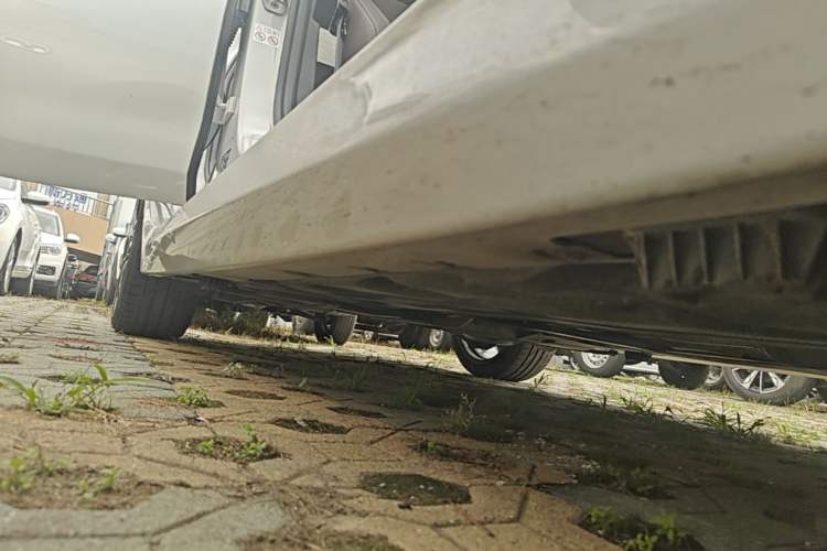 Used BMW 1 Series 2023 125i M Sport Night Edition Right Side Sill