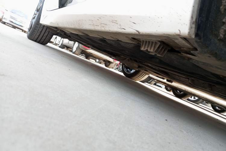 Used BMW 1 Series 2023 125i M Sport Night Edition Right Side Sill
