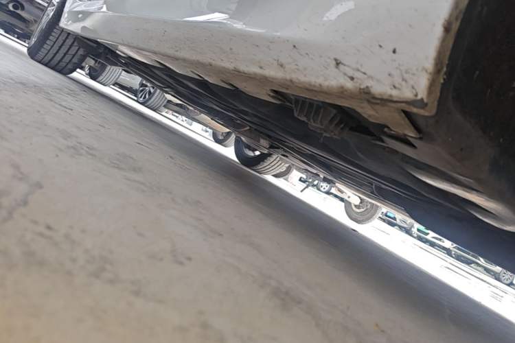 Used BMW 1 Series 2023 120i M Sport Edition Right Side Sill