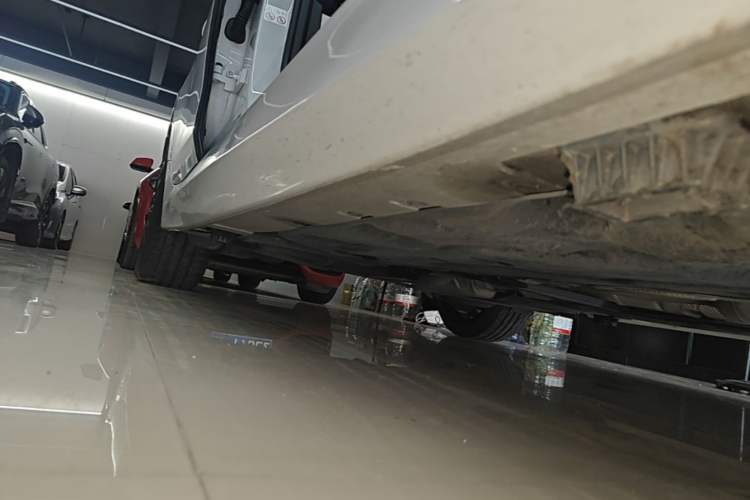 Used BMW 1 Series 2023 125i M Sport Night Edition Right Side Sill