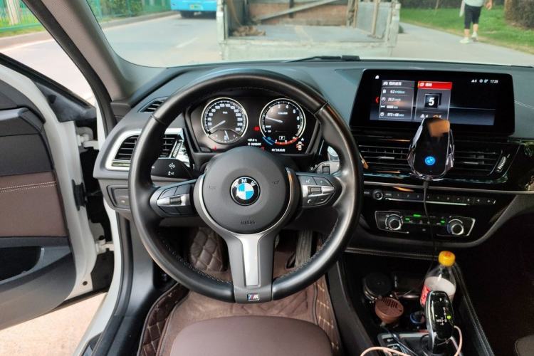 Used BMW 1 Series 2023 120i M Sport Night Edition Steering Wheel