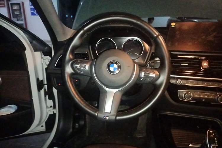 Used BMW 1 Series 2023 120i M Sport Night Edition Steering Wheel