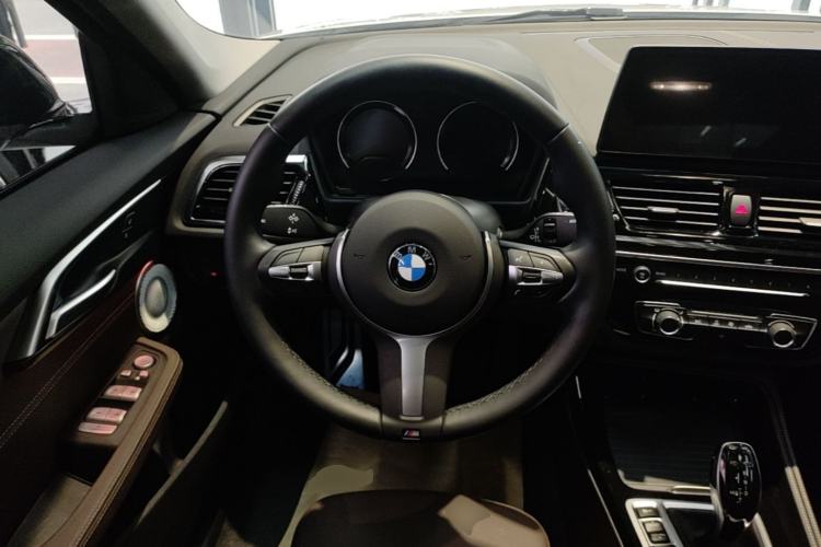 Used BMW 1 Series 2023 125i M Sport Night Edition Steering Wheel