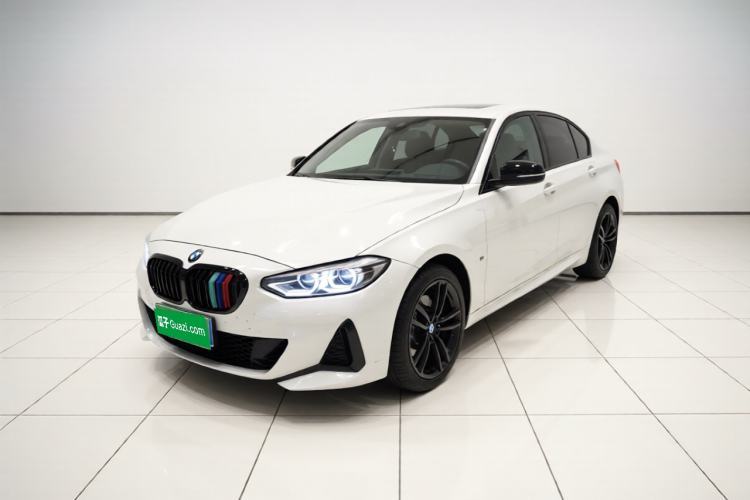 Used BMW 1 Series 2023 125i M Sport Night Edition Guazi used car, China used car export, Used car for sale, Used cars, Cheapest cars for sale