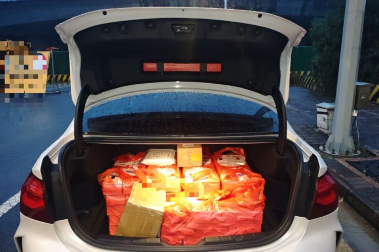 Used BMW 1 Series 2023 125i M Sport Night Edition Trunk