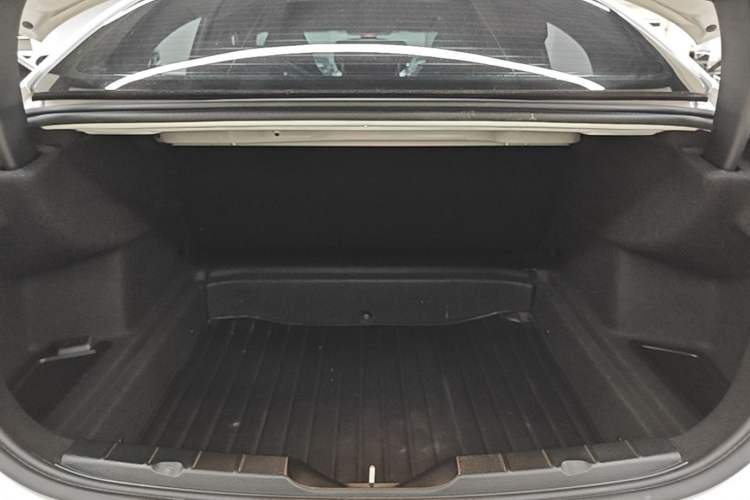 Used BMW 1 Series 2023 125i M Sport Night Edition Trunk