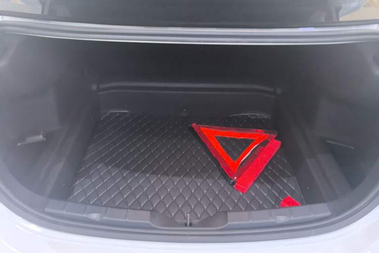 Used BMW 1 Series 2023 120i M Sport Night Edition Trunk
