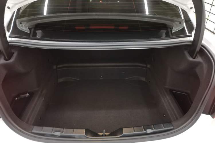 Used BMW 1 Series 2023 125i M Sport Night Edition Trunk