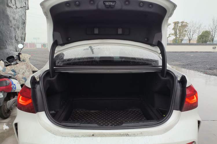 Used BMW 1 Series 2023 120i M Sport Night Edition Trunk