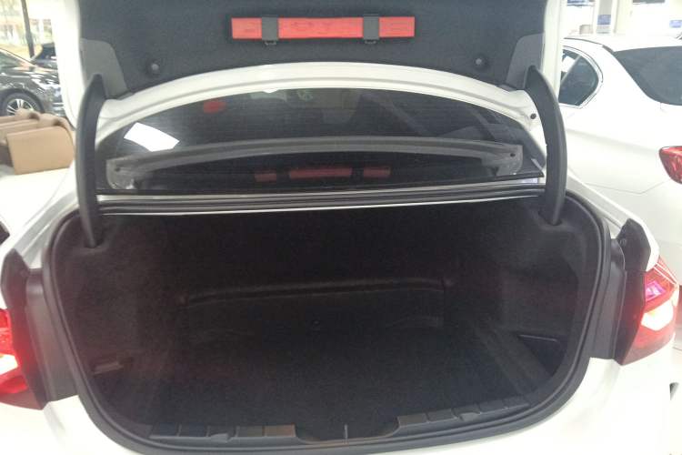 Used BMW 1 Series 2023 125i M Sport Night Edition Trunk