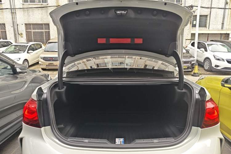 Used BMW 1 Series 2023 125i M Sport Night Edition Trunk