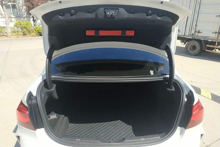 Used BMW 1 Series 2023 125i M Sport Night Edition Trunk