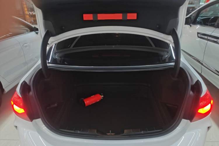 Used BMW 1 Series 2023 120i M Sport Night Edition Trunk