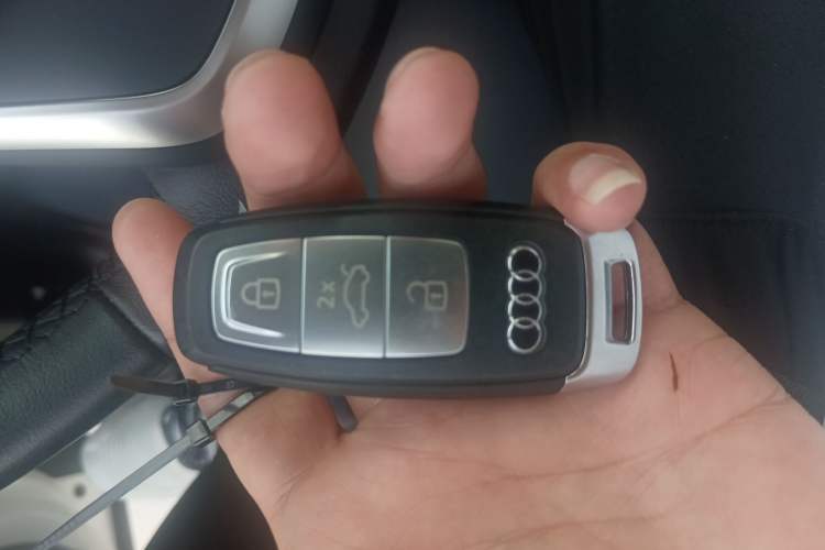Used BMW 1 Series 2023 120i M Sport Edition Vehicle Key