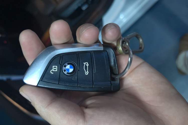 Used BMW 1 Series 2023 120i M Sport Night Edition Vehicle Key