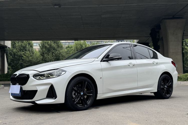 Used BMW 1 Series 2023 125i M Sport Night Edition Guazi used car, China used car export, Used car for sale, Used BMW cars, Cheapest cars for sale