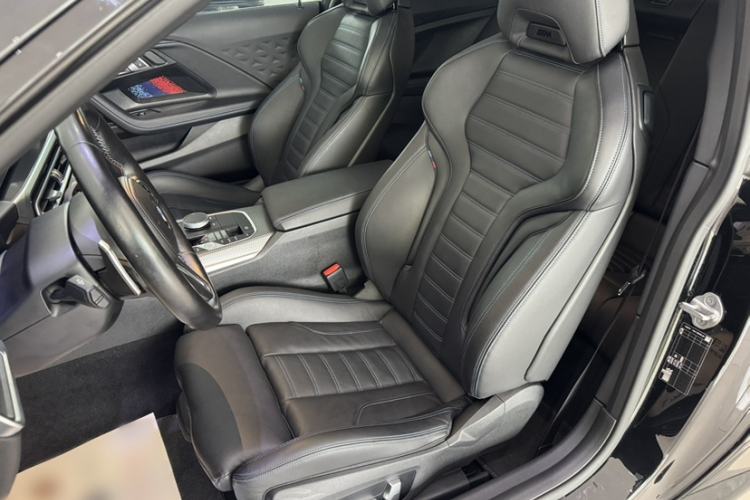 Used BMW 2 Series 2023 M240i Interior 5