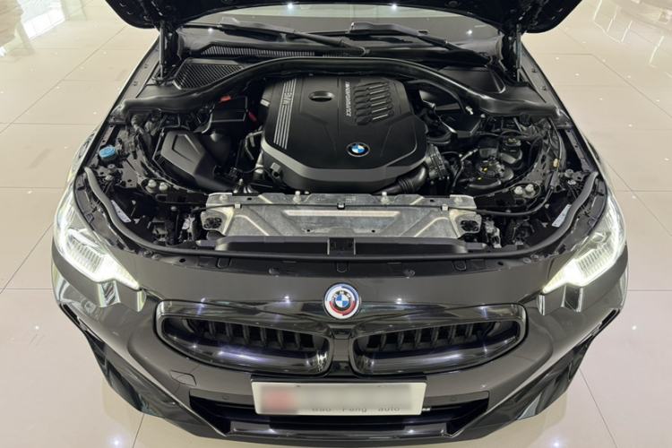 Used BMW 2 Series 2023 M240i Interior 8