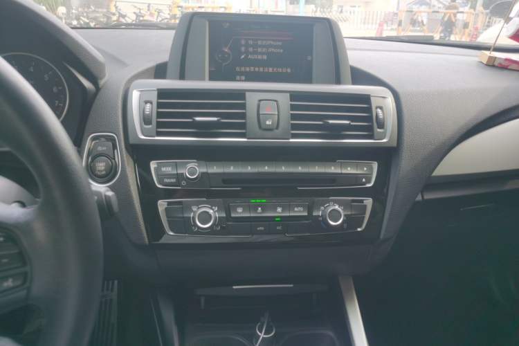 Used BMW 2 Series 2014 220i Leading Model Audio And AC Panel