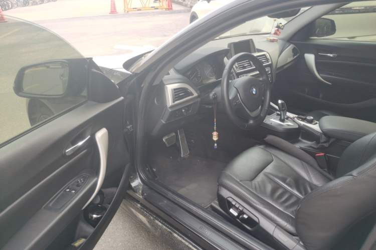 Used BMW 2 Series 2014 220i Leading Model Driver Seat