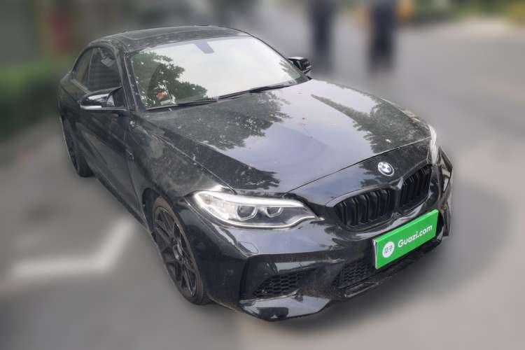 Used BMW 2 Series 2014 220i Leading Model Front Right 45 Deg