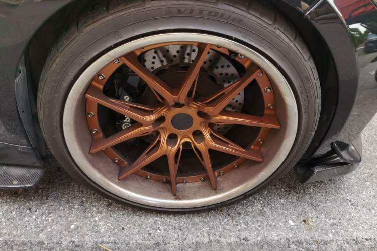 Used BMW 2 Series 2014 M235i Right Front Wheel Hub