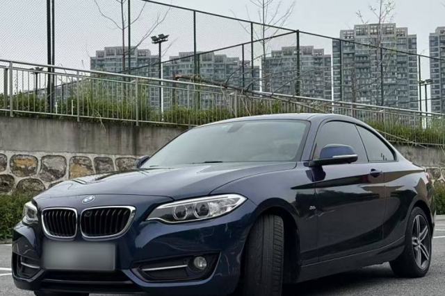 Used BMW 2 Series 2014 220i Sport Design Package