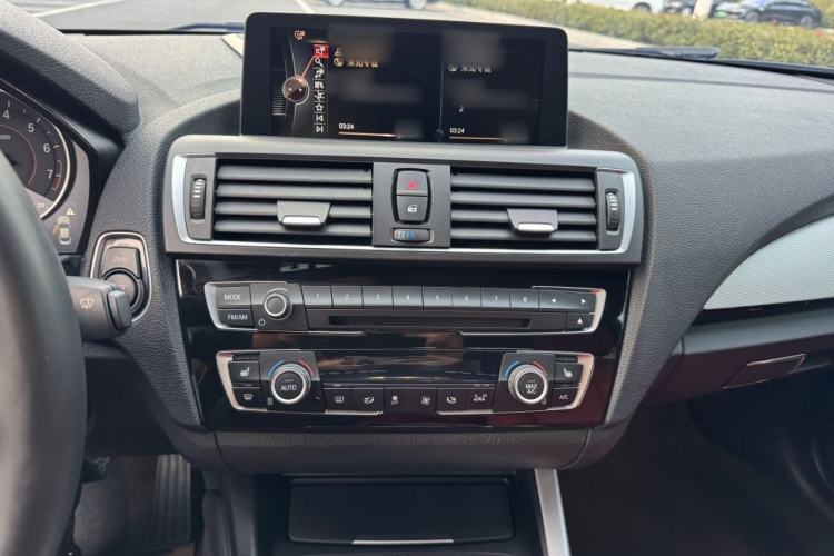 Used BMW 2 Series 2014 M235i Audio And AC Panel